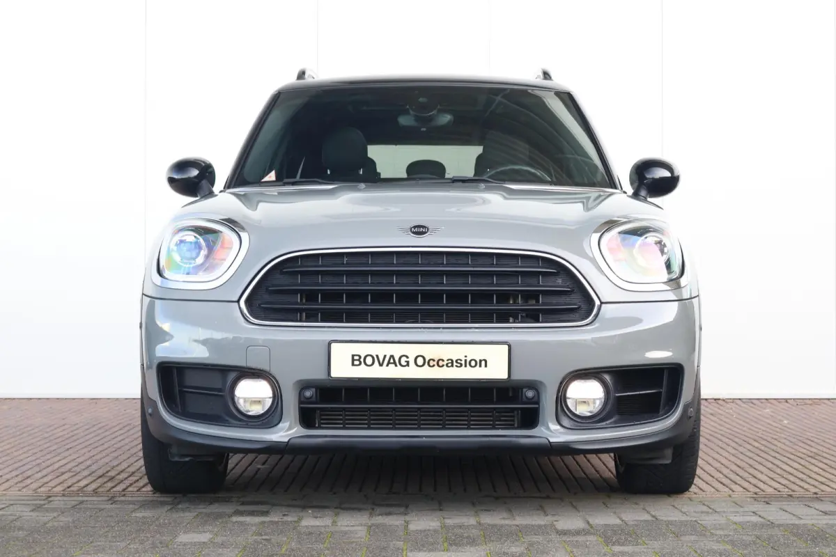 1.5 Cooper Business Edition Comfort Access/ Panoramadak/ Comfortstoelen/ Harman-Kardon/ Navigatie Plus/ LED-koplampen
