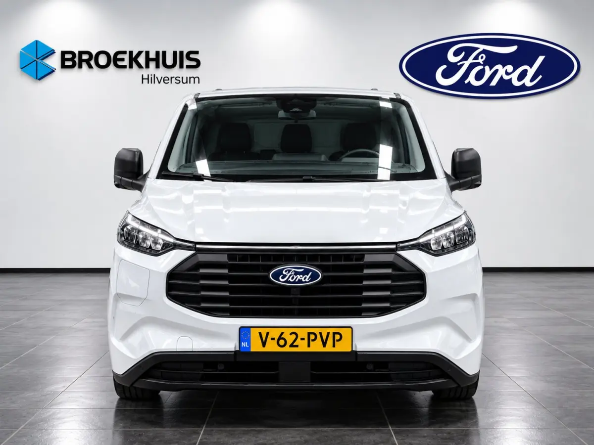 320 L1 Trend 2.5 Plug-in Hybrid 233pk | AGR stoel | Driver Ass Pack Ultimate | Navi | Trekhaak | Full LED | Ford Protect 2+2 jaar |