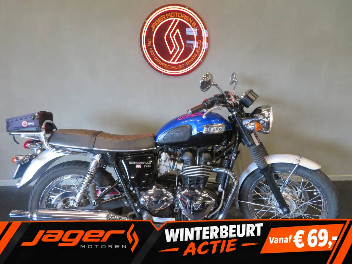 Triumph Bonneville T100 2014 Benzine Onbekend leasen
