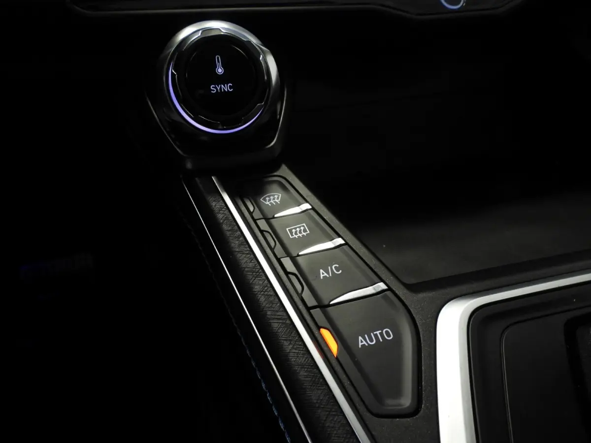 1.5 PHEV BlackLine ZWARTE HEMEL/360CAM/SCHUIFDAK/LED/20"LMV!