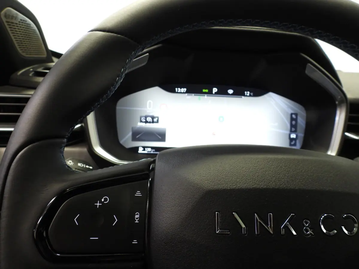 1.5 PHEV BlackLine ZWARTE HEMEL/360CAM/SCHUIFDAK/LED/20"LMV!