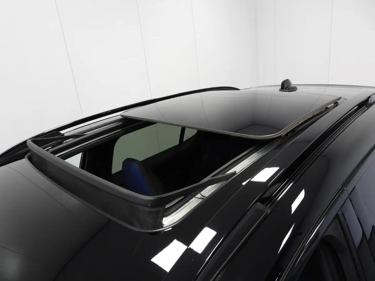 1.5 PHEV BlackLine ZWARTE HEMEL/360CAM/SCHUIFDAK/LED/20"LMV!
