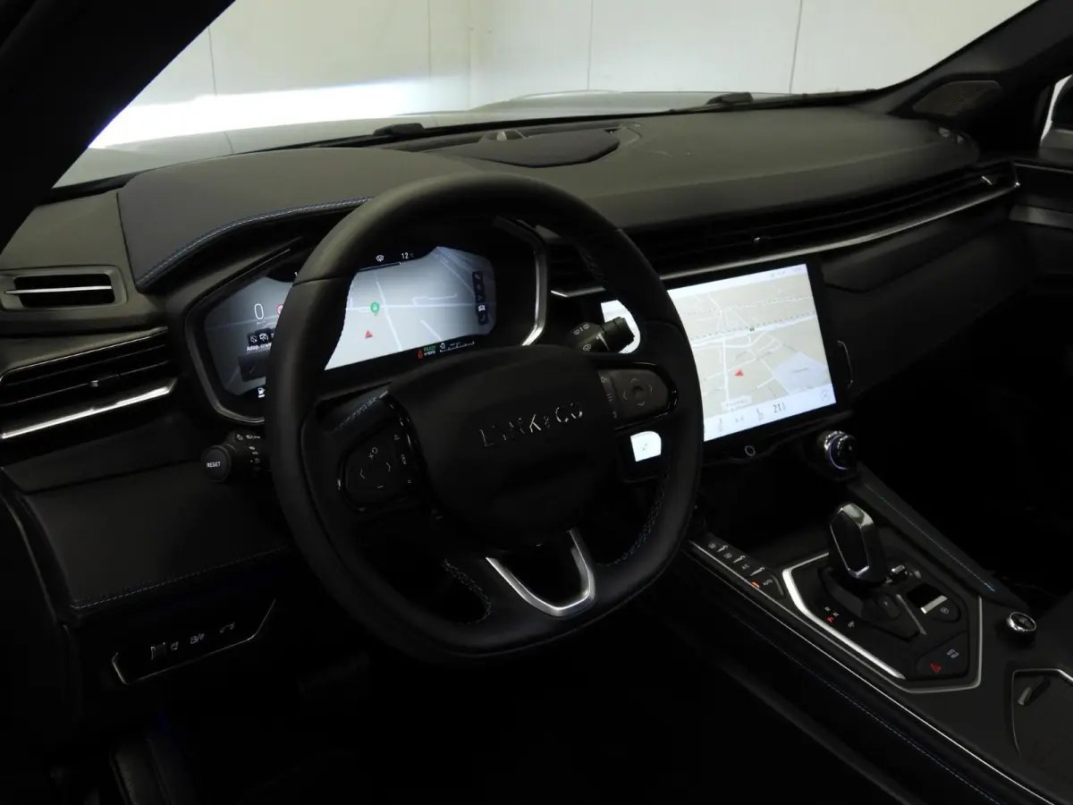 1.5 PHEV BlackLine ZWARTE HEMEL/360CAM/SCHUIFDAK/LED/20"LMV!