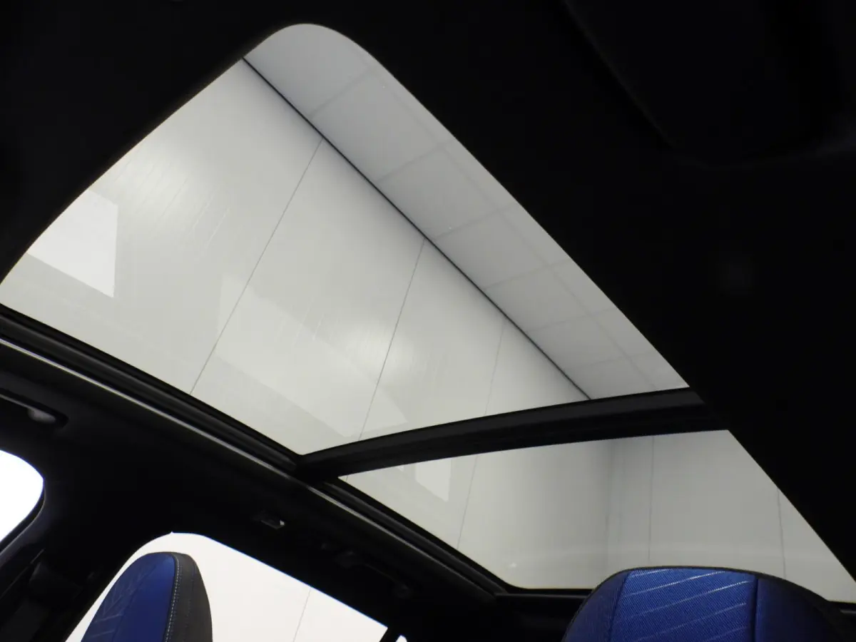 1.5 PHEV BlackLine ZWARTE HEMEL/360CAM/SCHUIFDAK/LED/20"LMV!