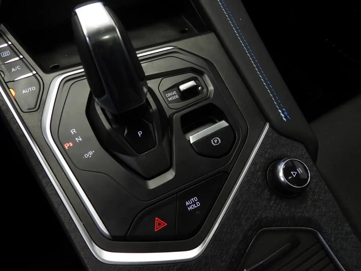 1.5 PHEV BlackLine ZWARTE HEMEL/360CAM/SCHUIFDAK/LED/20"LMV!