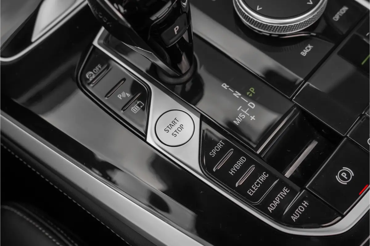 xDrive45e High Executive M-Sport Pano Laser ACC HUD Keyless 22"