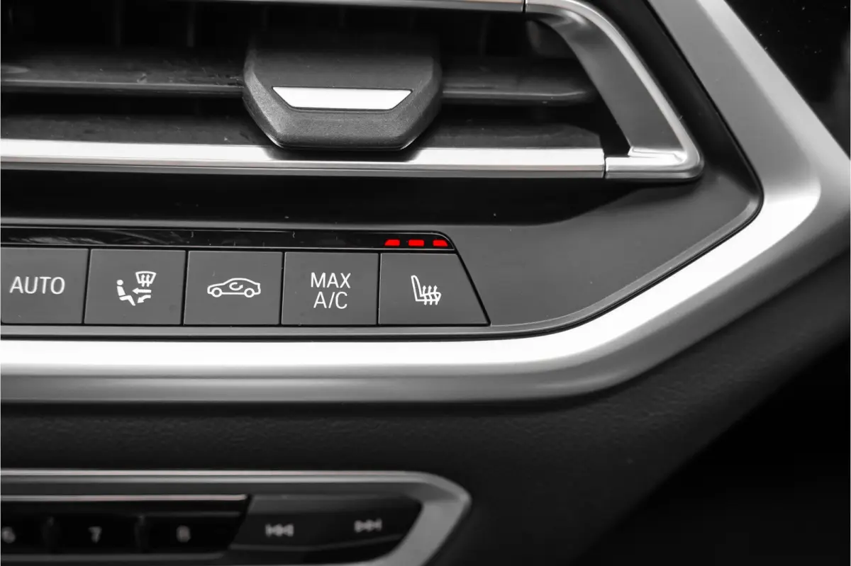 xDrive45e High Executive M-Sport Pano Laser ACC HUD Keyless 22"
