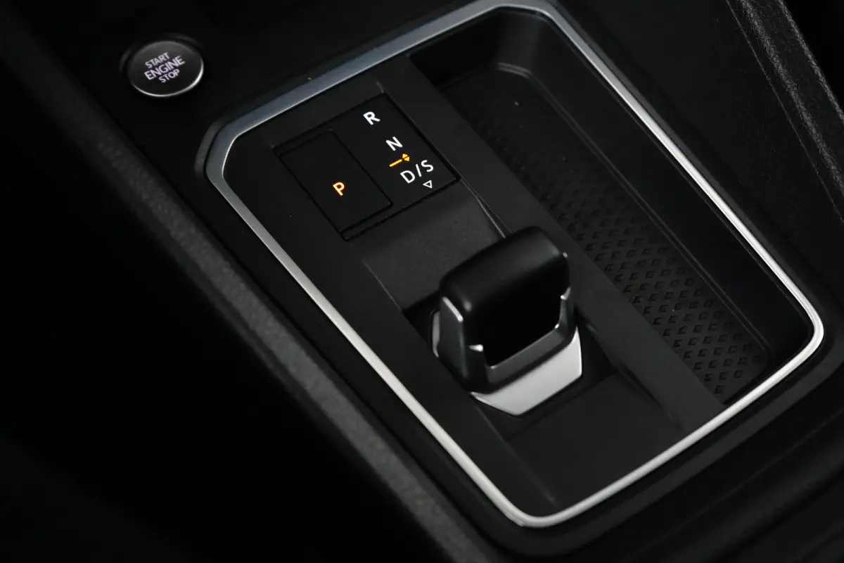 Plug-In Hybride Titanium 150pk | Virtual cockpit | Navi | Adaptive cruise | All season | 2026 auto! |