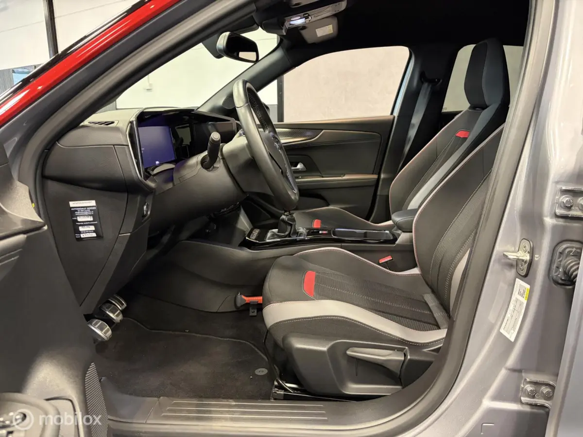 1.2 Level 4 LED / NAVI / CAMERA / CARPLAY / CRUISE / TREKHAAK / ALL SEASONS