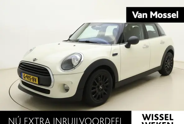 1.5 One Business Edition | Airco | Lichtmetalen Velgen | Parkeersensoren | Keyless |