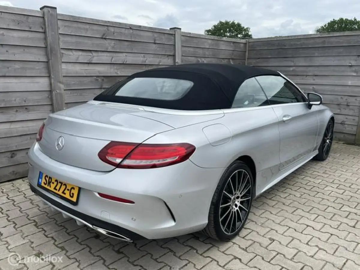 180 Premium Plus Stoel/Nekverw. AMG