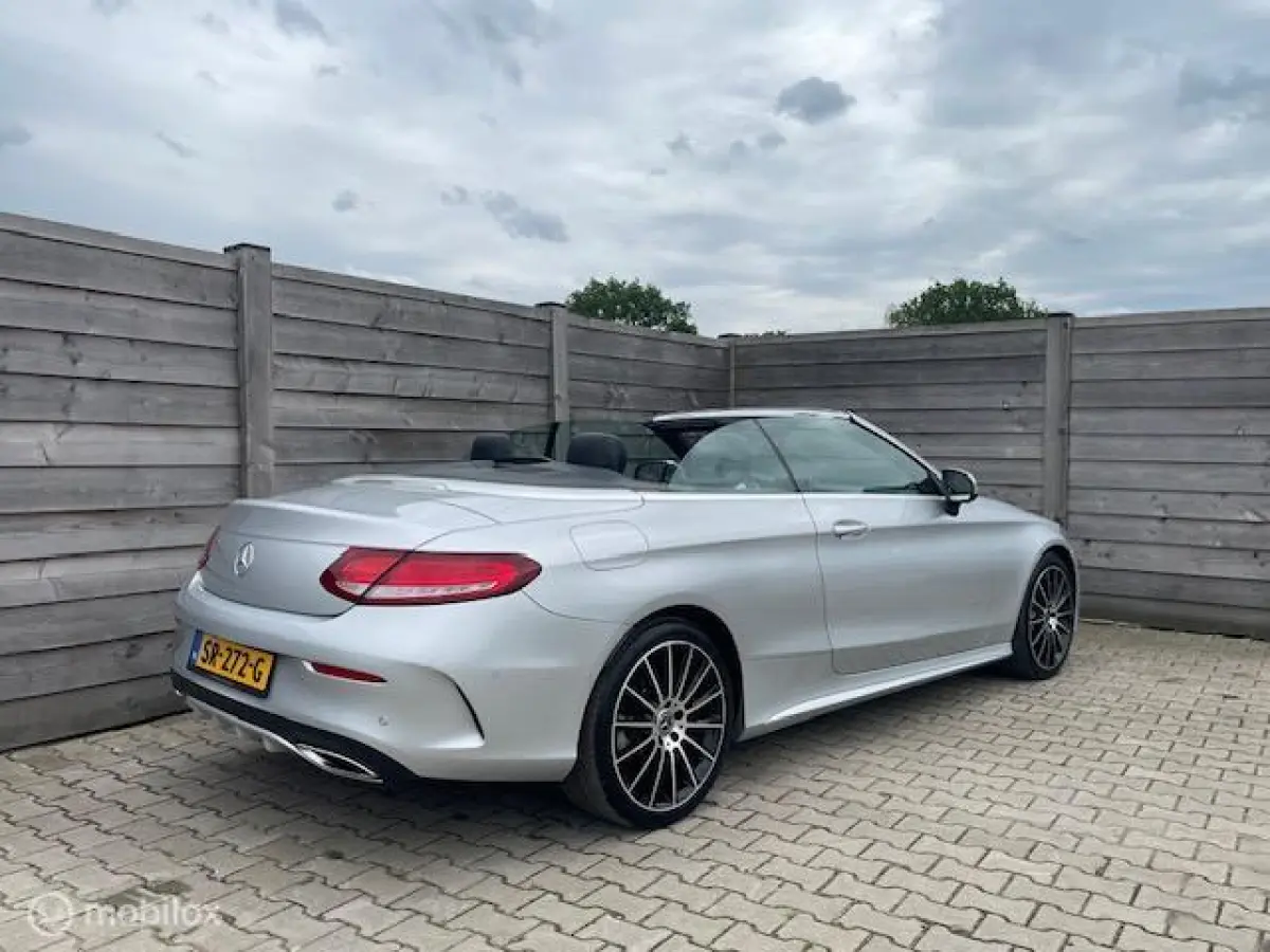 180 Premium Plus Stoel/Nekverw. AMG