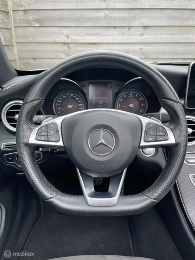 180 Premium Plus Stoel/Nekverw. AMG