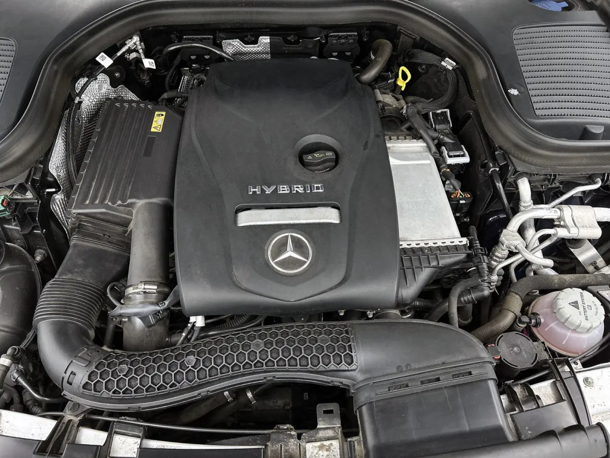 4MATIC Business Solution AMG | Automaat | Apple Carplay/Android Auto | Achteruitrijcamera | Parkeersensoren | Panoramadak | Trekhaak | Burmester |
