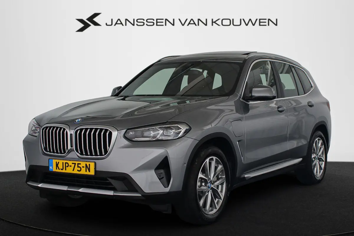 xDrive30e Panoramadak Merino Leder Apple CarPlay Achteruitrijcamera