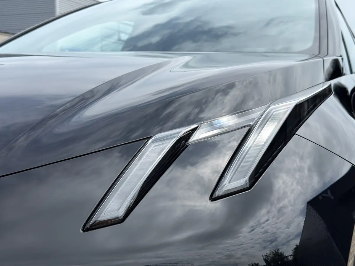 66 kWh More MY27! | 22 kW lader | 360 Camera | Memory seats | High end audio | Apple Carplay/Android Auto |