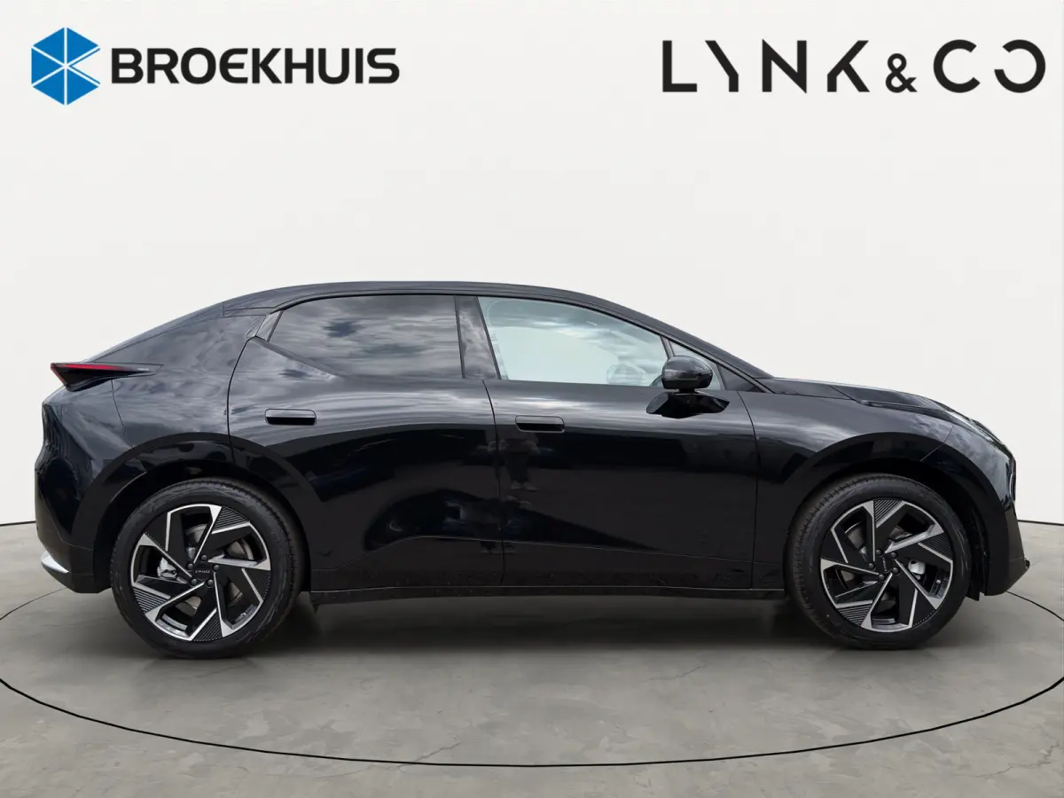 66 kWh More MY27! | 22 kW lader | 360 Camera | Memory seats | High end audio | Apple Carplay/Android Auto |