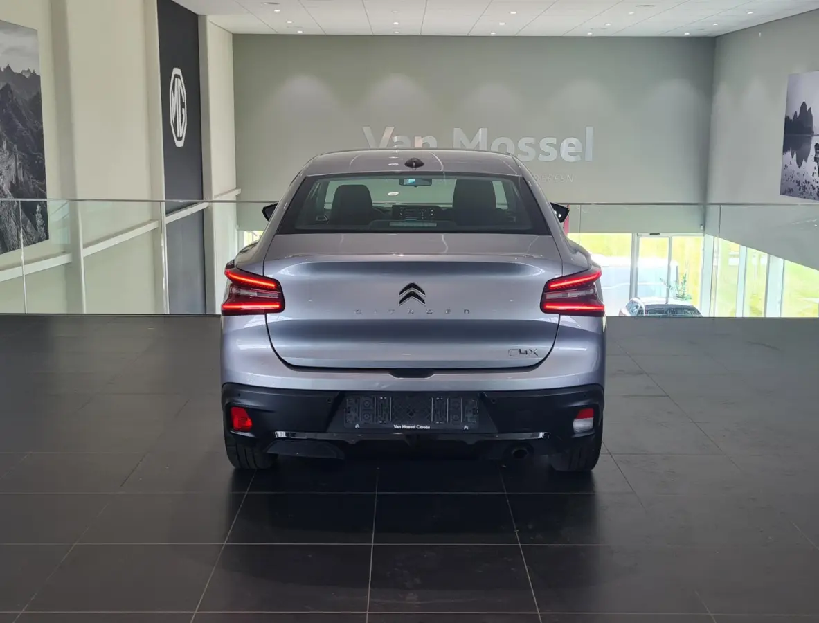 1.2 100PK You | Navigatie | Apple Carplay/Android Auto | Cruise control | Airco | LED