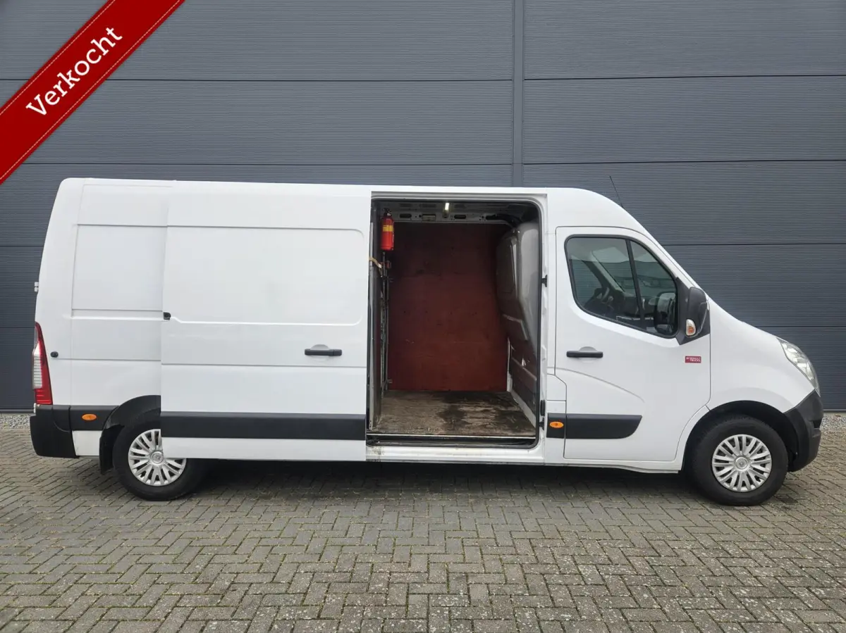 2.3 dCi L3H2 Airco 145 PK Navi 3-zits Cruise
