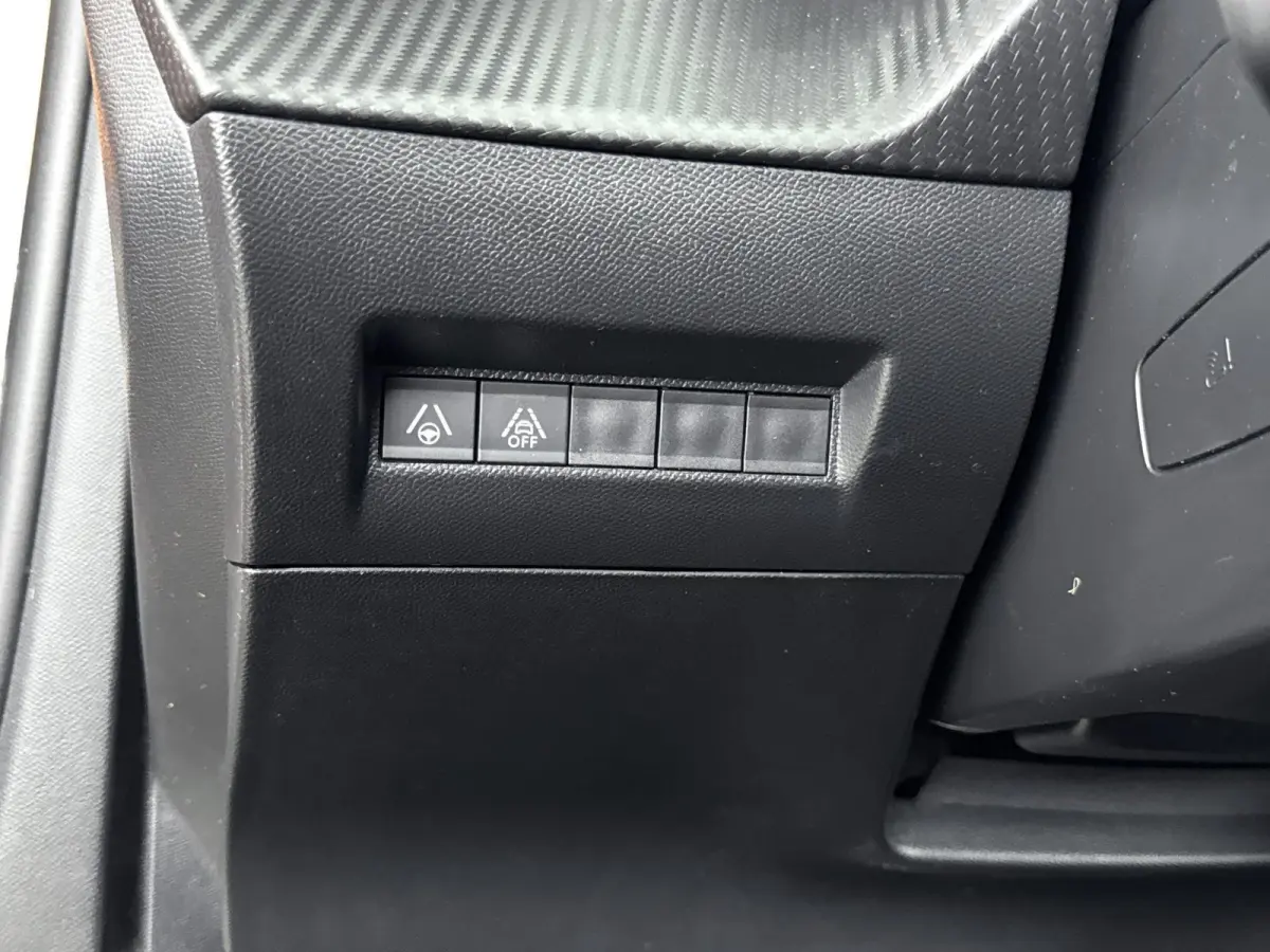 SUV EV GT Pack 50 kWh 136pk | ACCU 95% | Panorama/Schuifdak | Cruise Control Adaptief | Stoelverwarming | All Season Banden