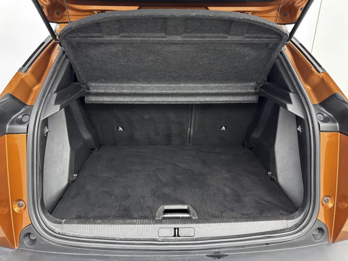 SUV EV GT Pack 50 kWh 136pk | ACCU 95% | Panorama/Schuifdak | Cruise Control Adaptief | Stoelverwarming | All Season Banden