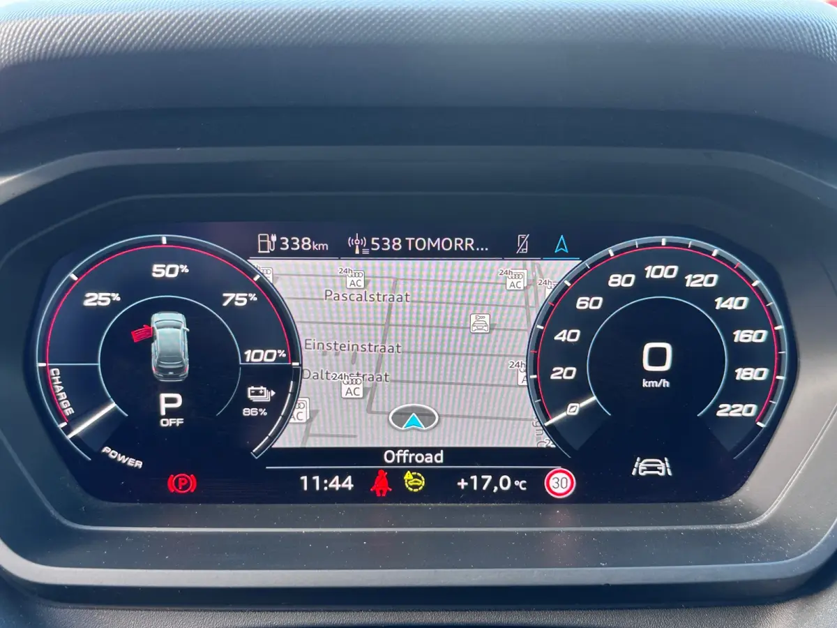 40 Launch edition Advanced 77 kWh FASE 3 Dealer ond
