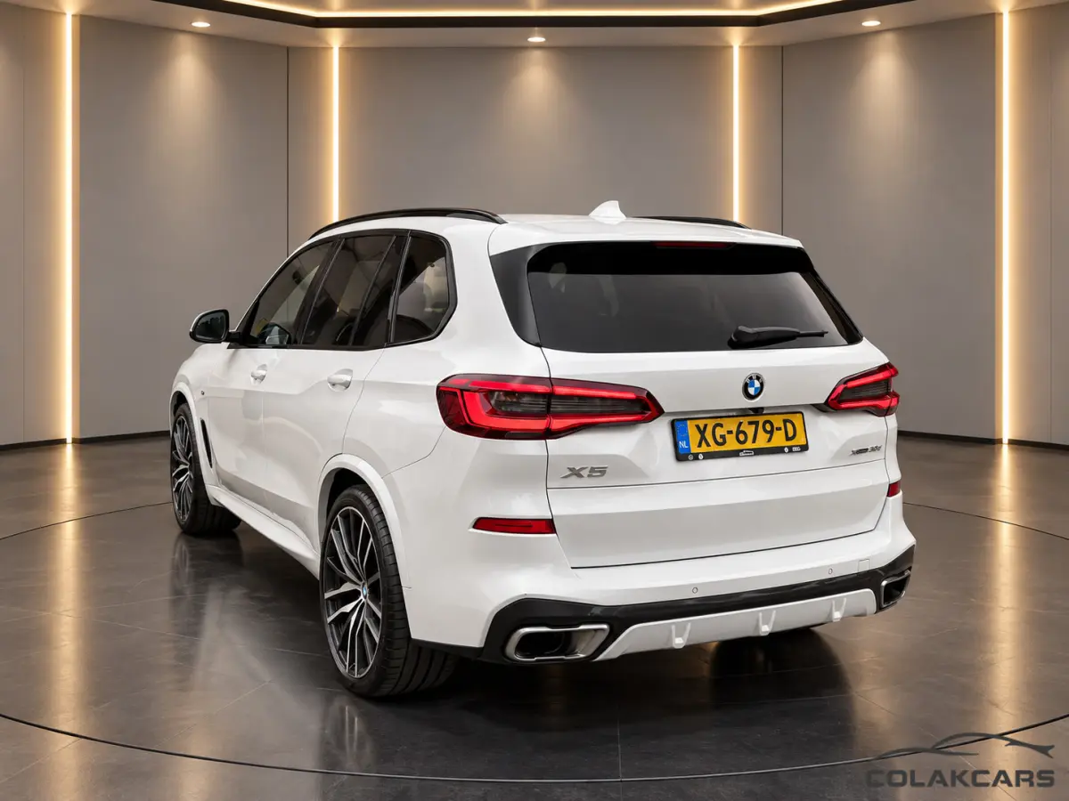 xDrive40i High|M-pakket|NAP|Pano|360|Trekh|Garantie!