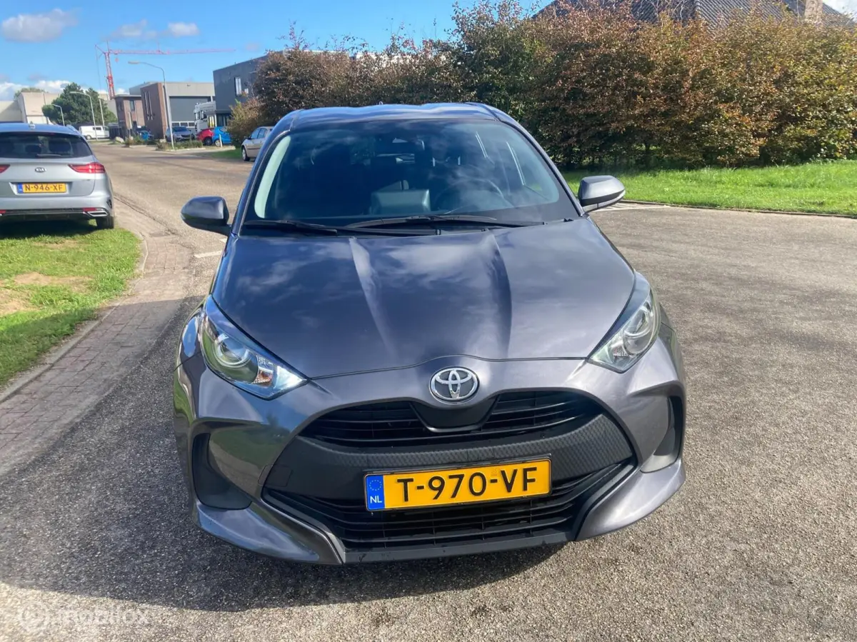 1.5 VVT-i Active 5 deurs airco camera carplay