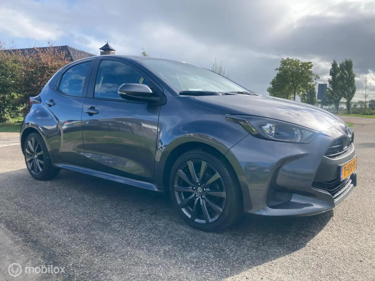 1.5 VVT-i Active 5 deurs airco camera carplay