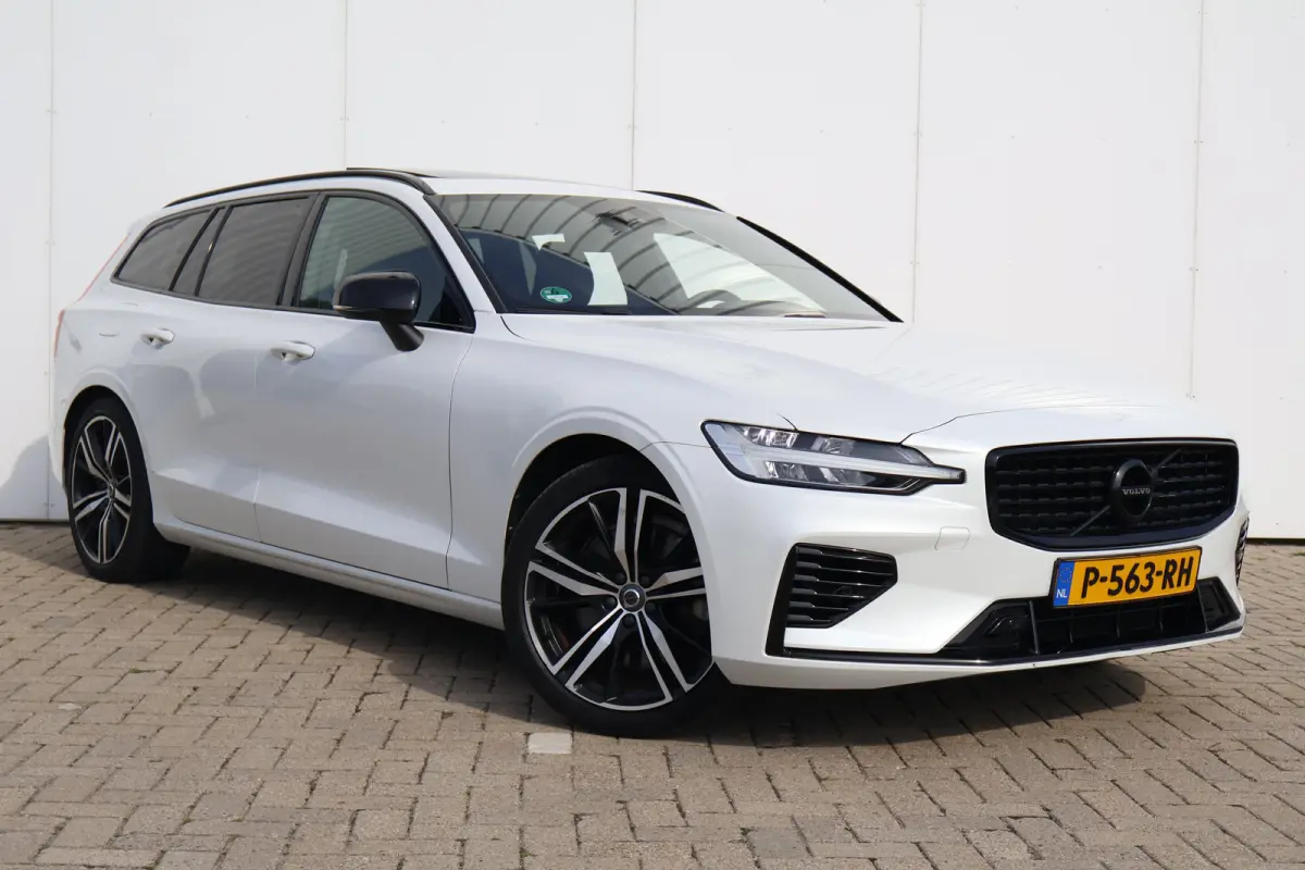 2.0 T6 Plug-in hybrid AWD Plus Dark | Long Range | VolvoSelekt! | R-Design