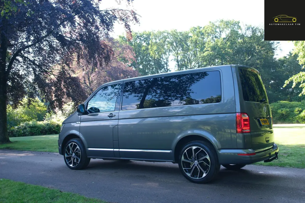 transporter VW Multivan T6 2.0 TDI 199PK DSG Highline | 7P | ACC | LED | Elek. deur | Trekhaak