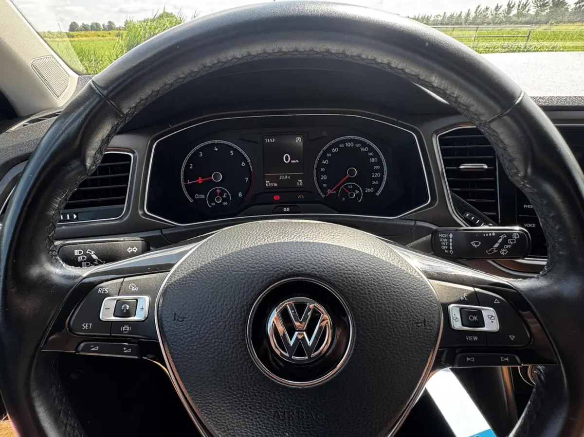 1.0 TSI Sport Business |ACC|PDC|Carplay