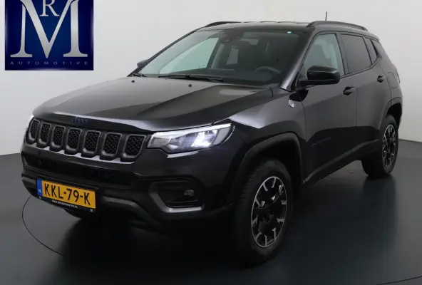 4xe 240 Plug-in Hybrid Trailhawk 1.3 Plug-In Hybrid | 4WD PHEV | ADAPTIVE CRUISE CONTROL | ACHTERUIT RIJ CAMERA | 20.000KM |