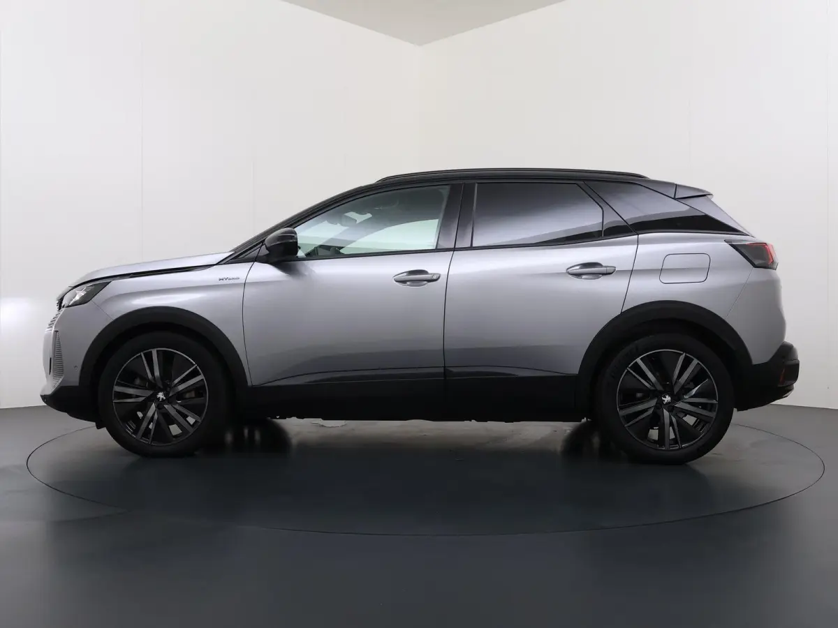 GT SOH: 99% | PHEV | APPLE CARPLAY | ELEKTRISCHE ACHTERKLEP | CAMERA VOOR + ACHTER | ADAPTIVE CRUISE CONTROL | FOCAL AUDIO | DODEHOEK DETECTIE| RIJKLAARPRIJS INCL. 12 MND BOVAG GARANTIE