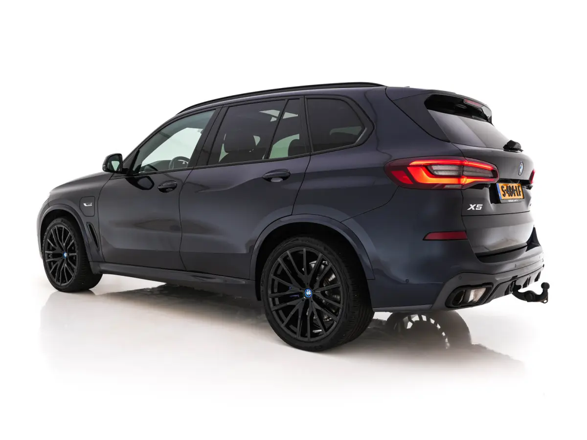xDrive45e M-Sport-Styling High Executive (Plug-In) {SoH-91%} (INCL-BTW) *PANO | LEATHER | LASER-LED | HARMAN/KARDON | MEMORY-PACK | TOPVIEW | ADAPTIVE-CRUISE | BLINDSPOT | DIGI-COCKPIT | PRI