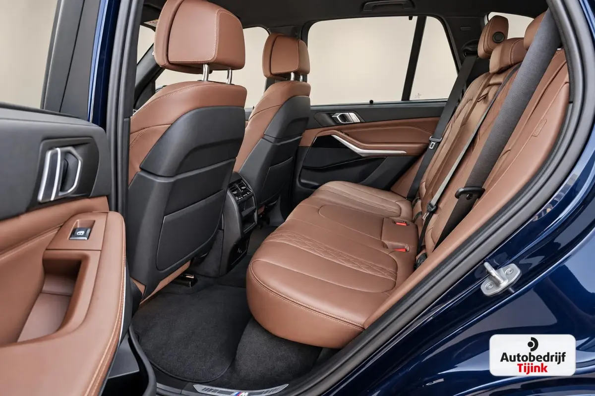 xDrive45e High Executive M-Sport | Luchtvering |  Elek. trekhaak | Safety pack | Achterasbesturing | HUD | M aerodynamica | Leder |