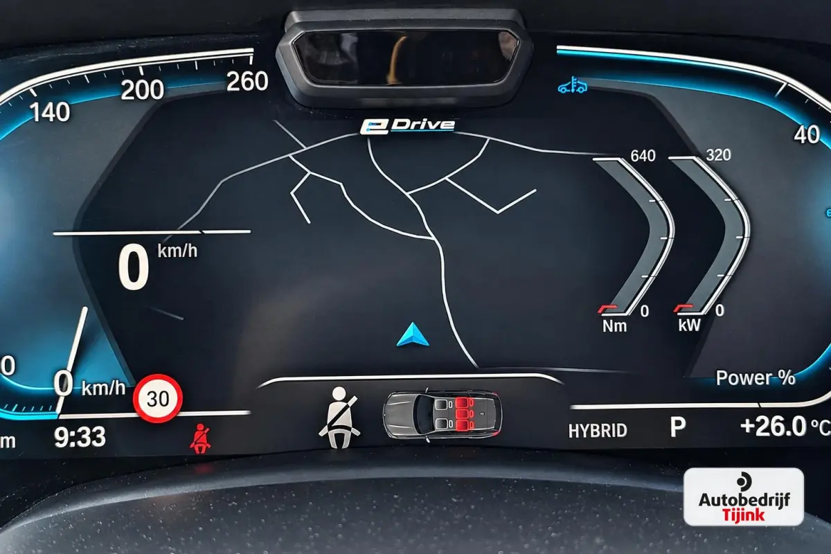 xDrive45e High Executive M-Sport | Luchtvering |  Elek. trekhaak | Safety pack | Achterasbesturing | HUD | M aerodynamica | Leder |