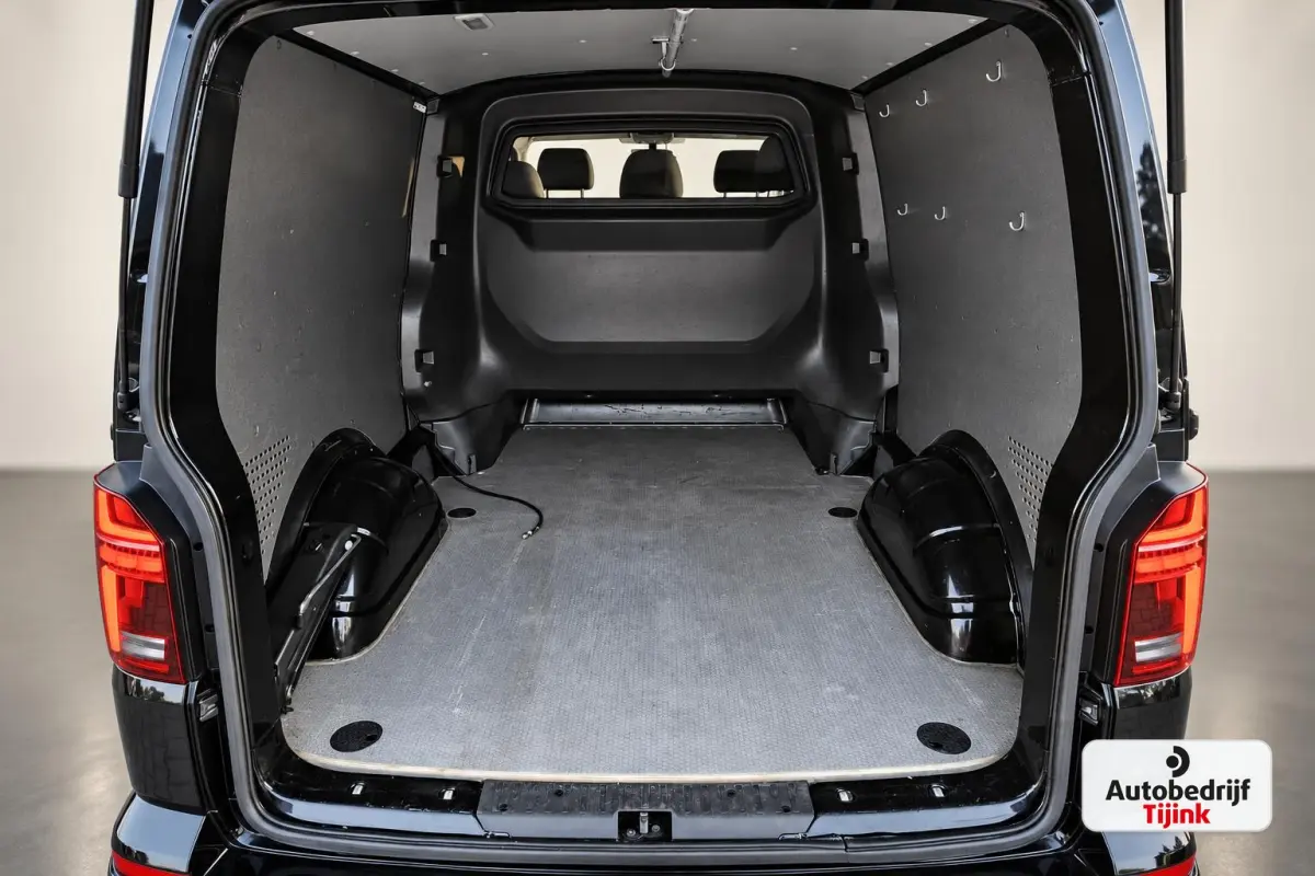 2.0 TDI 150PK 4MOTION DSG L2H1 Dubbele cabine | LED | Cruise | Camera | PDC | Marge | Standkachel | App-connect | 4X4 |
