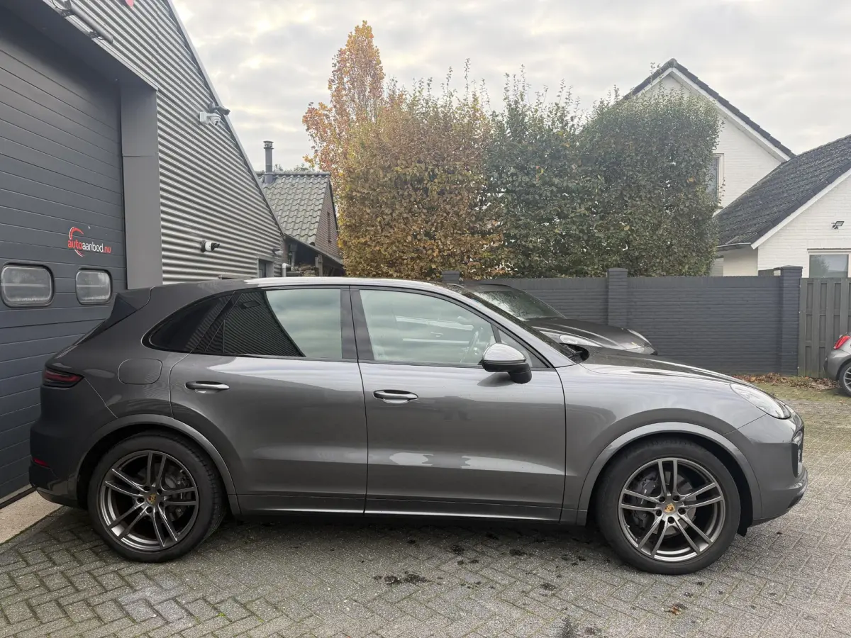 3.0 E-Hybrid Sport Chrono | 360* Camera | Luchtvering | Bose | Stoelventilatie/Verwarming | Elektrische Achterklep |