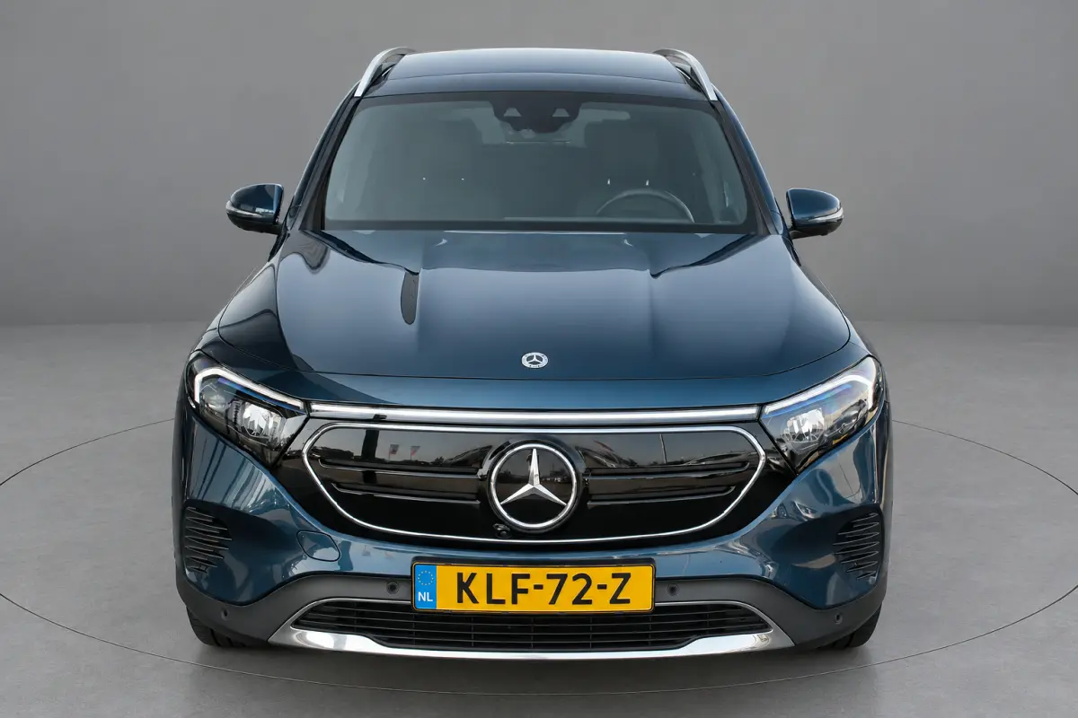 250 Luxury Line 7-PER 67 kWh PANORAMADAK LEDER DISTRONIC SFEER CAMERA KEY-LESS GO