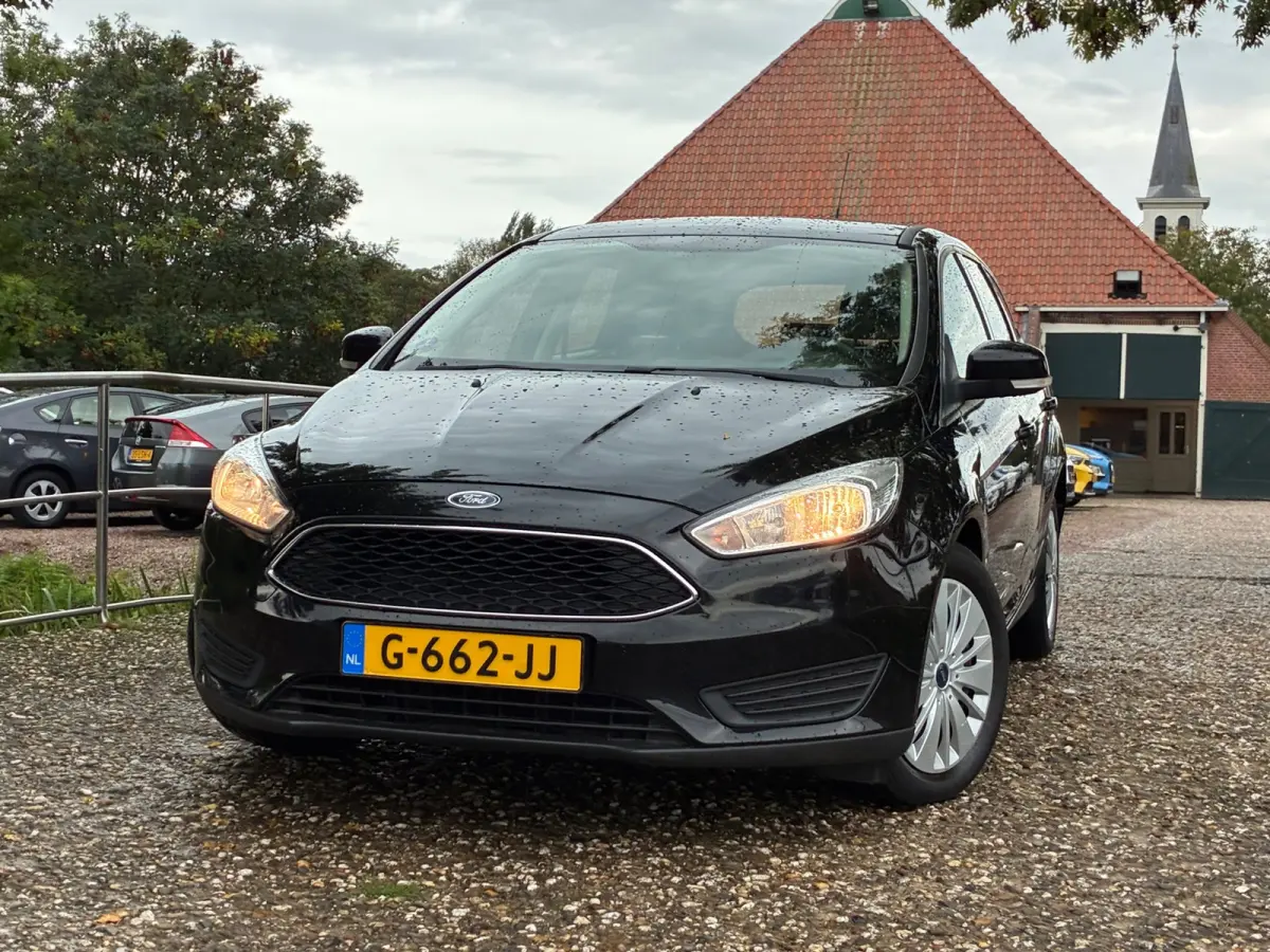 1.0 Trend | 103.000 km + Airco + Stoel verw. Nu € 6.450,-!!!