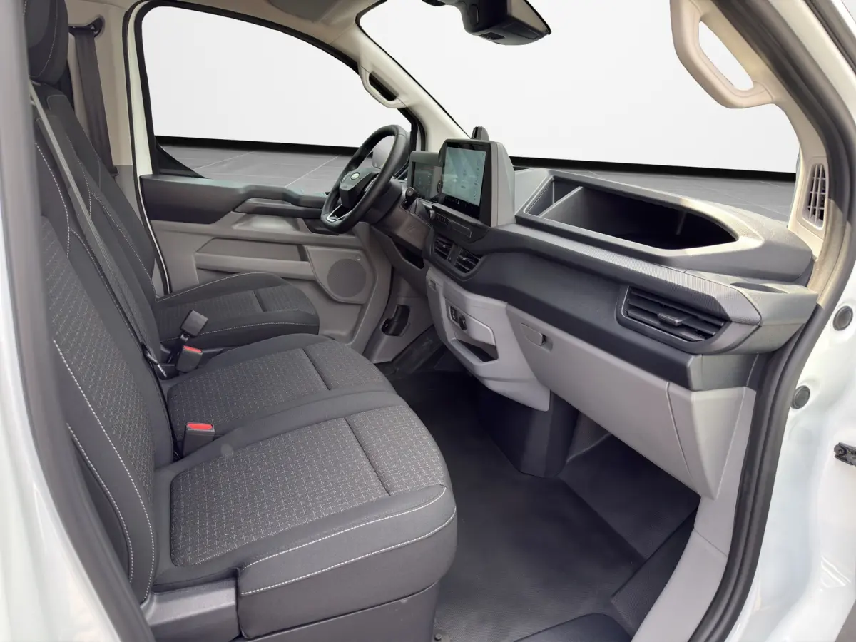 Transit E-Custom Trend 136pk L1 RWD | Nieuw | Ford Protect 2 + 3 garantie | 2.300 kg Trekgewicht | Elektrisch |