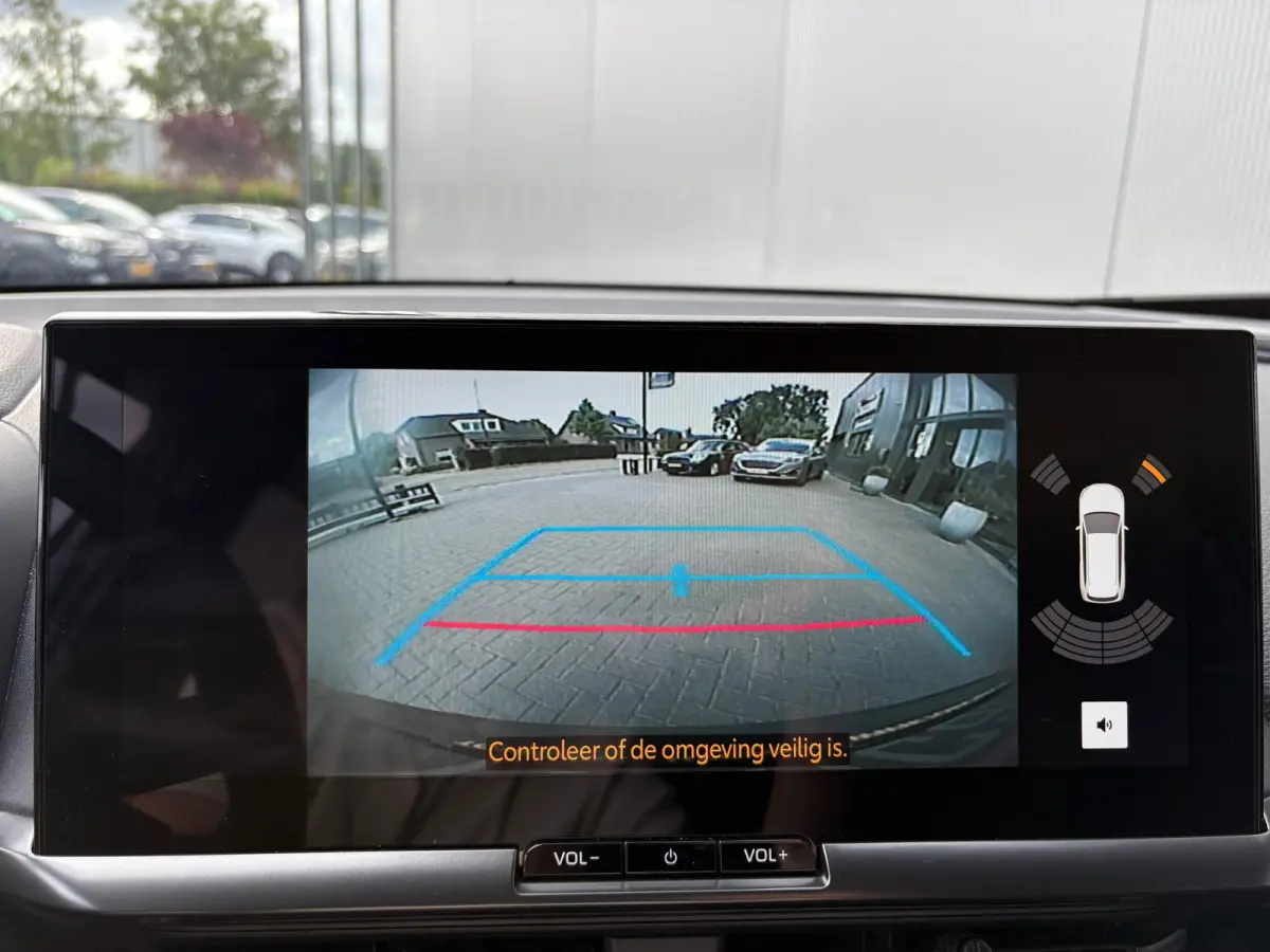 1.8 Hybrid 140PK First Edition Bi-Tone/Winter-pack/Gr.-navigatie/Elektr.klep/Camera/Adapt.-cruise