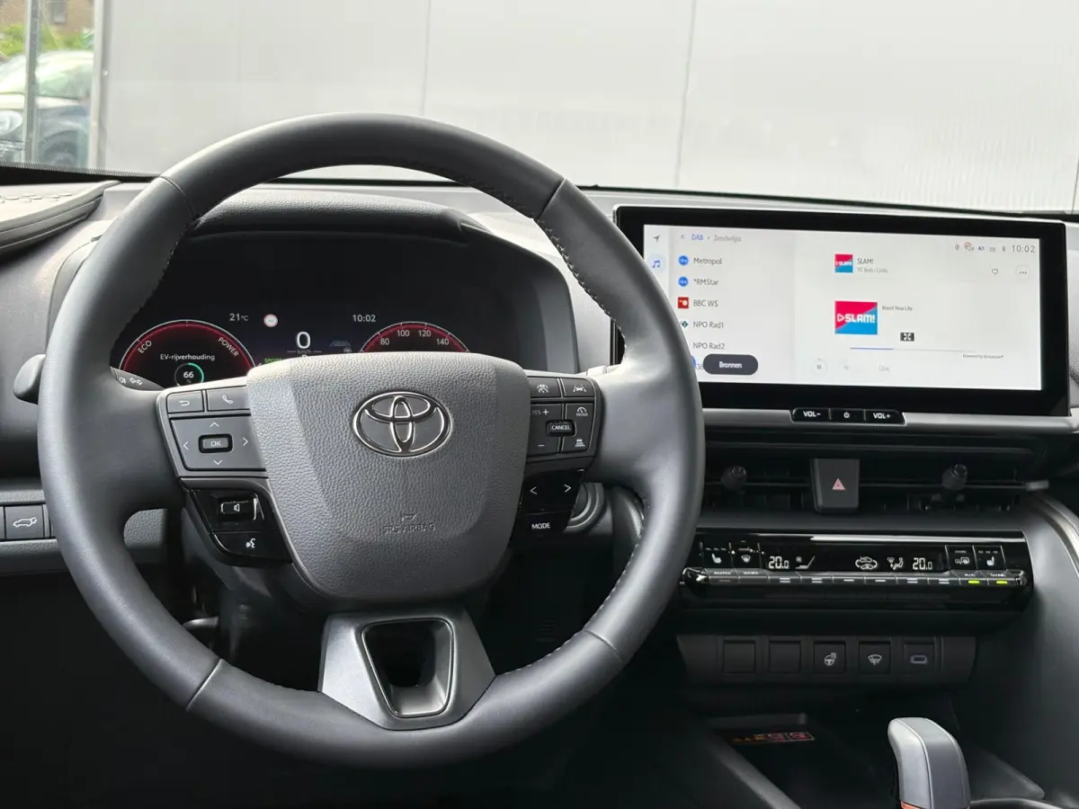 1.8 Hybrid 140PK First Edition Bi-Tone/Winter-pack/Gr.-navigatie/Elektr.klep/Camera/Adapt.-cruise