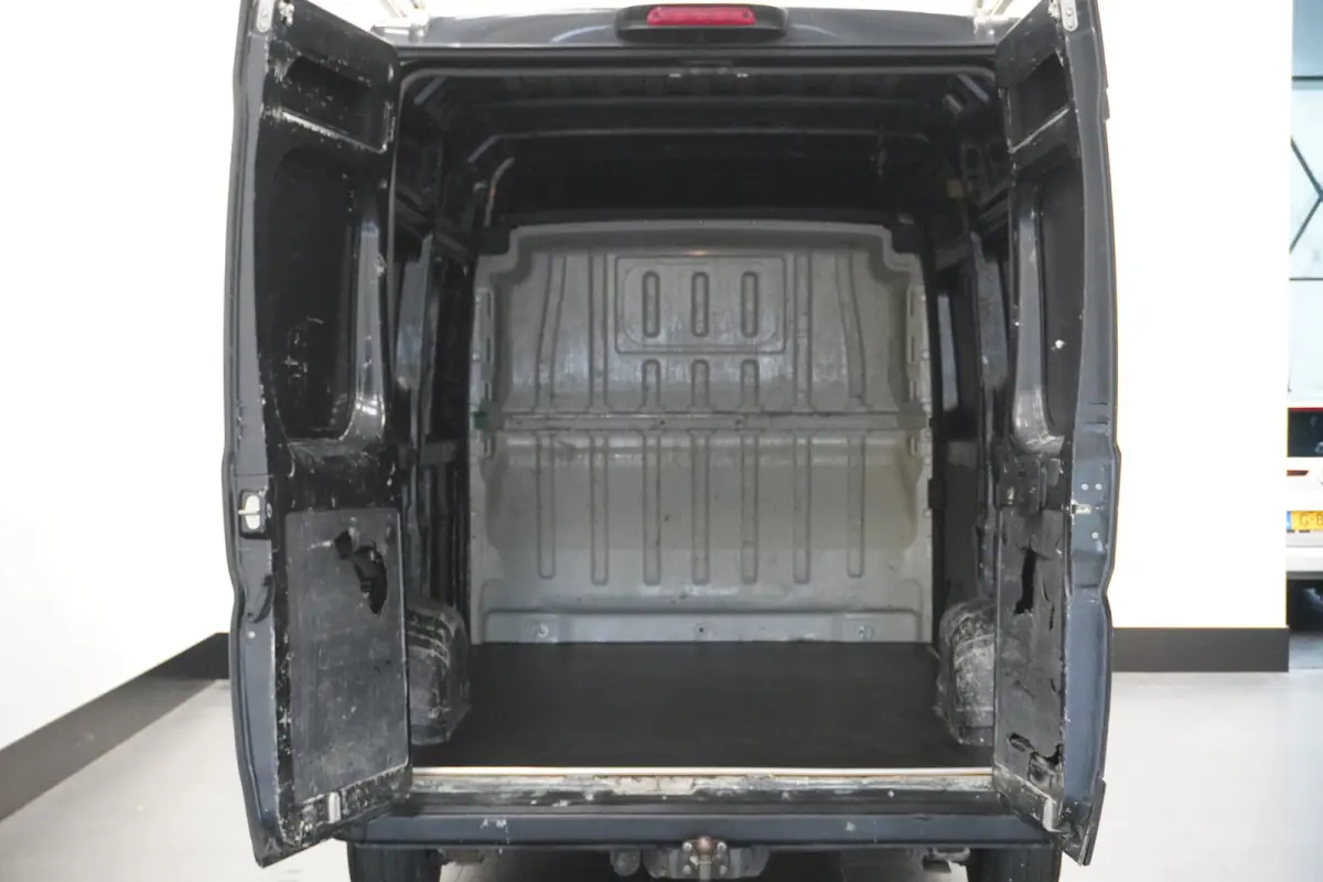 2.3 MultiJet L2H2 EURO 6 - A/C Climate - Navi - Cruise - Camera - €14.499,- Excl.