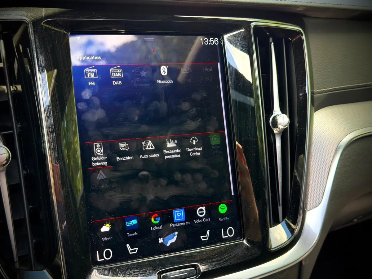 2.0 T8 AWD Polestar Engineered | PANO | LEER | LED | CARPLAY |