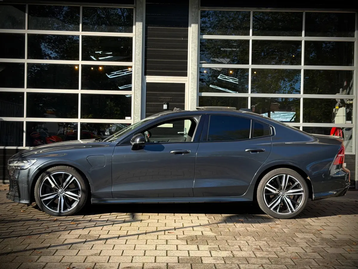 2.0 T8 AWD Polestar Engineered | PANO | LEER | LED | CARPLAY |