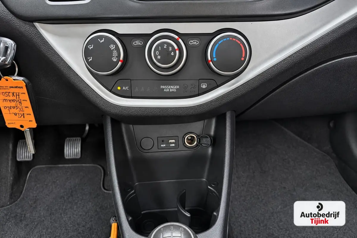 1.0 CVVT ComfortLine | Airco | Parkeersensoren achter | All-seasons | 5-DRS |