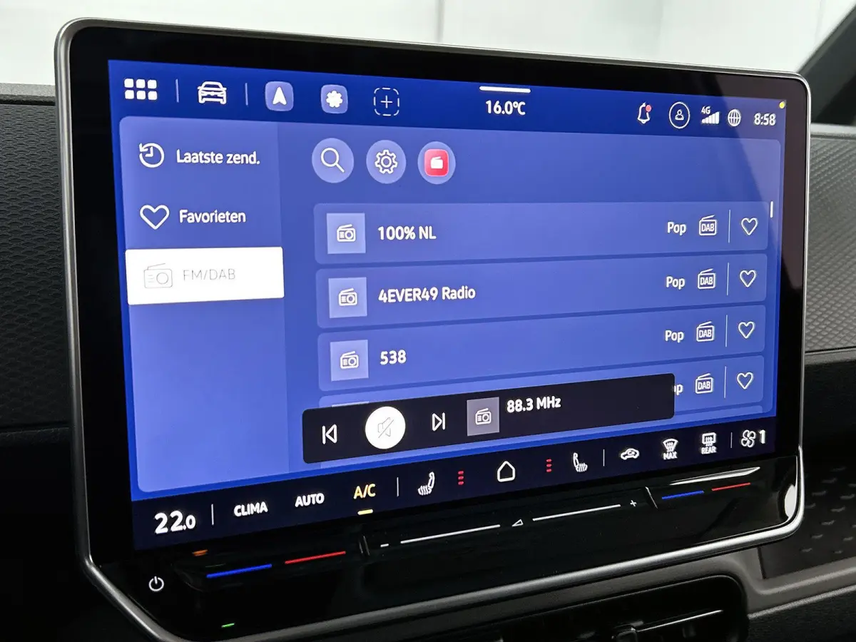 Bulli Limited Edition 286PK Signature Edition | Climatric Airco | Trekhaak | Stoelverwarming | Draadloos Apple Carplay/ Android Auto | DAB+ | Achteruitrijcamera inclusief 360 graden | Diefst