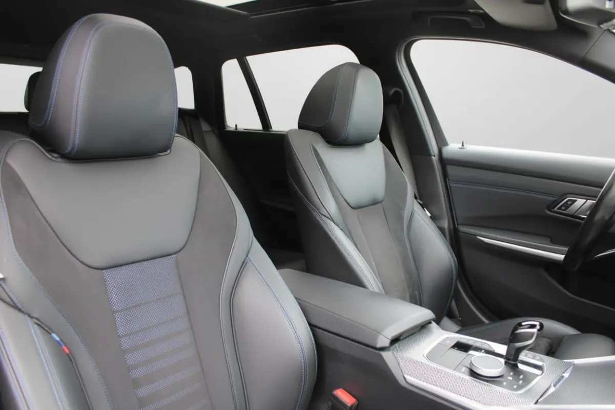 330e High Executive M-SPORT SHADOW PANORAMADAK MEMORY 360-CAMERA KEY-LESS CARPLAY TREKHAAK